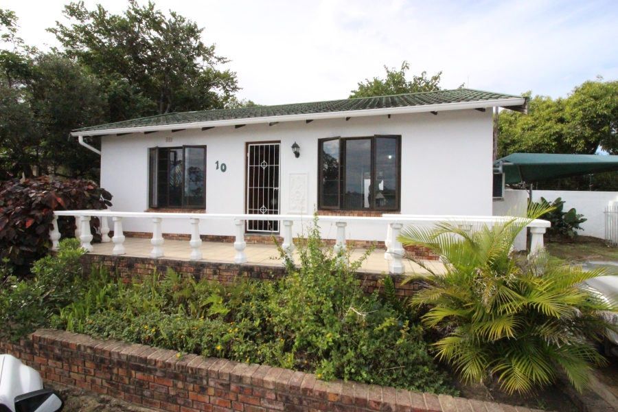 To Let 2 Bedroom Property for Rent in Beacon Bay Eastern Cape